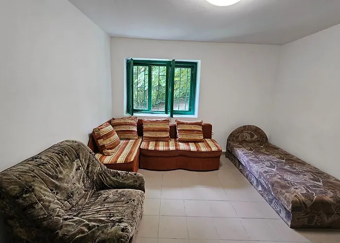 בית נופש Kaan Karoly Kulcsoshaz Kisapati